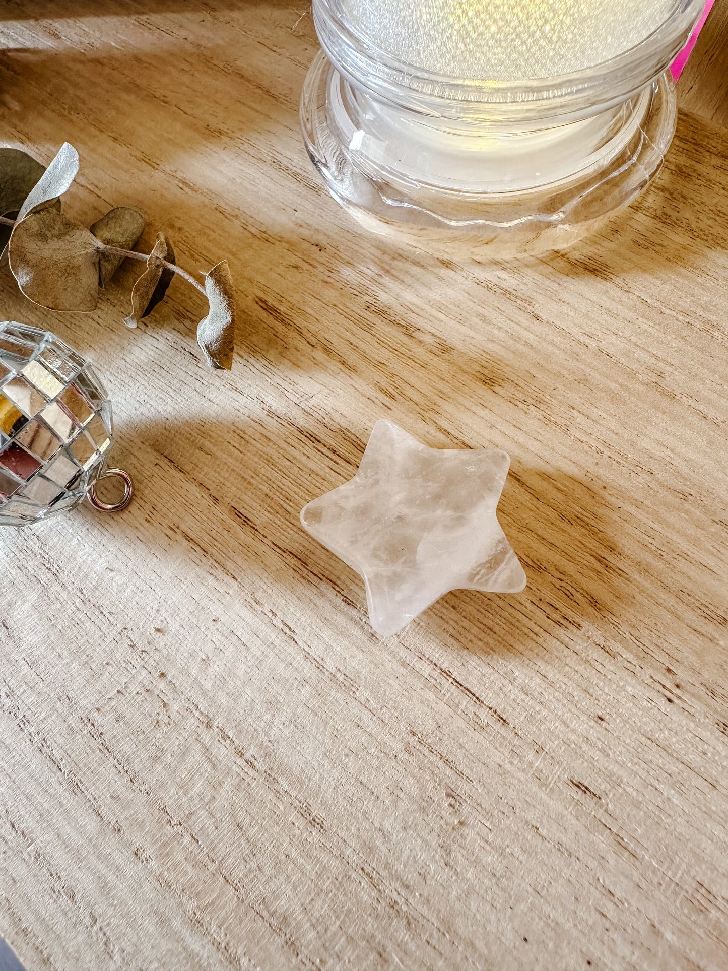 Étoile en Quartz Clair – Pureté et Lumière Cristalline ⭐️✨
