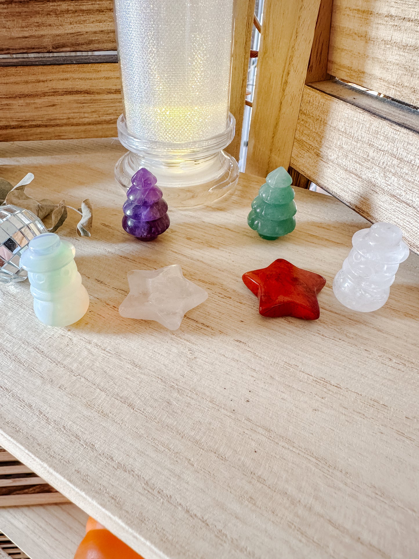 Bonhomme de Neige en Opalite – Douceur et Magie d’Hiver ❄️