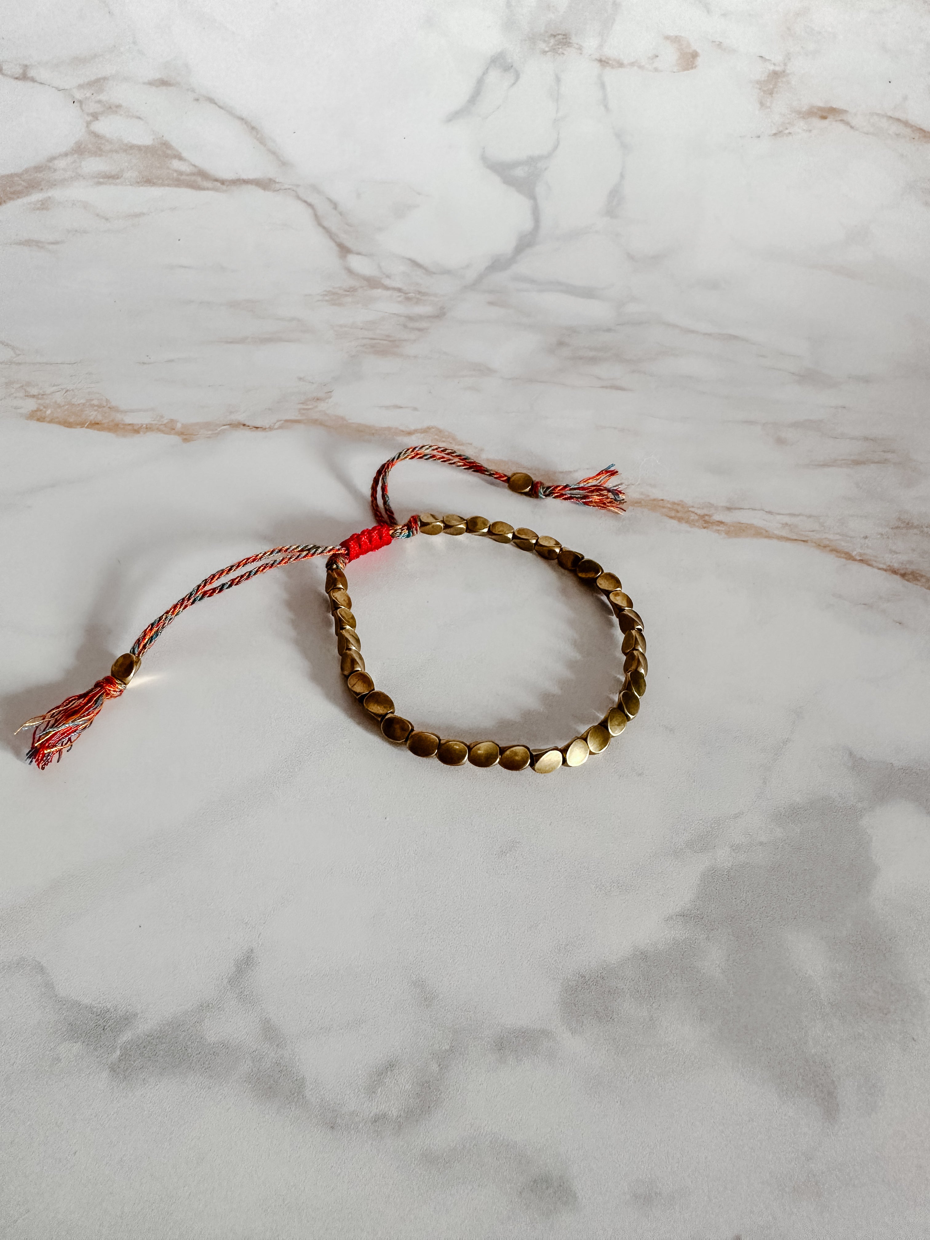 Bracelet Tibétain en Cuivre Multicolore | Énergie et Harmonie