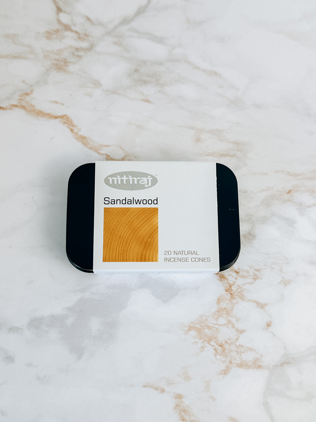Encens en Cônes Sandalwood (Bois de Santal) – Ambiance Apaisante & Réconfortante