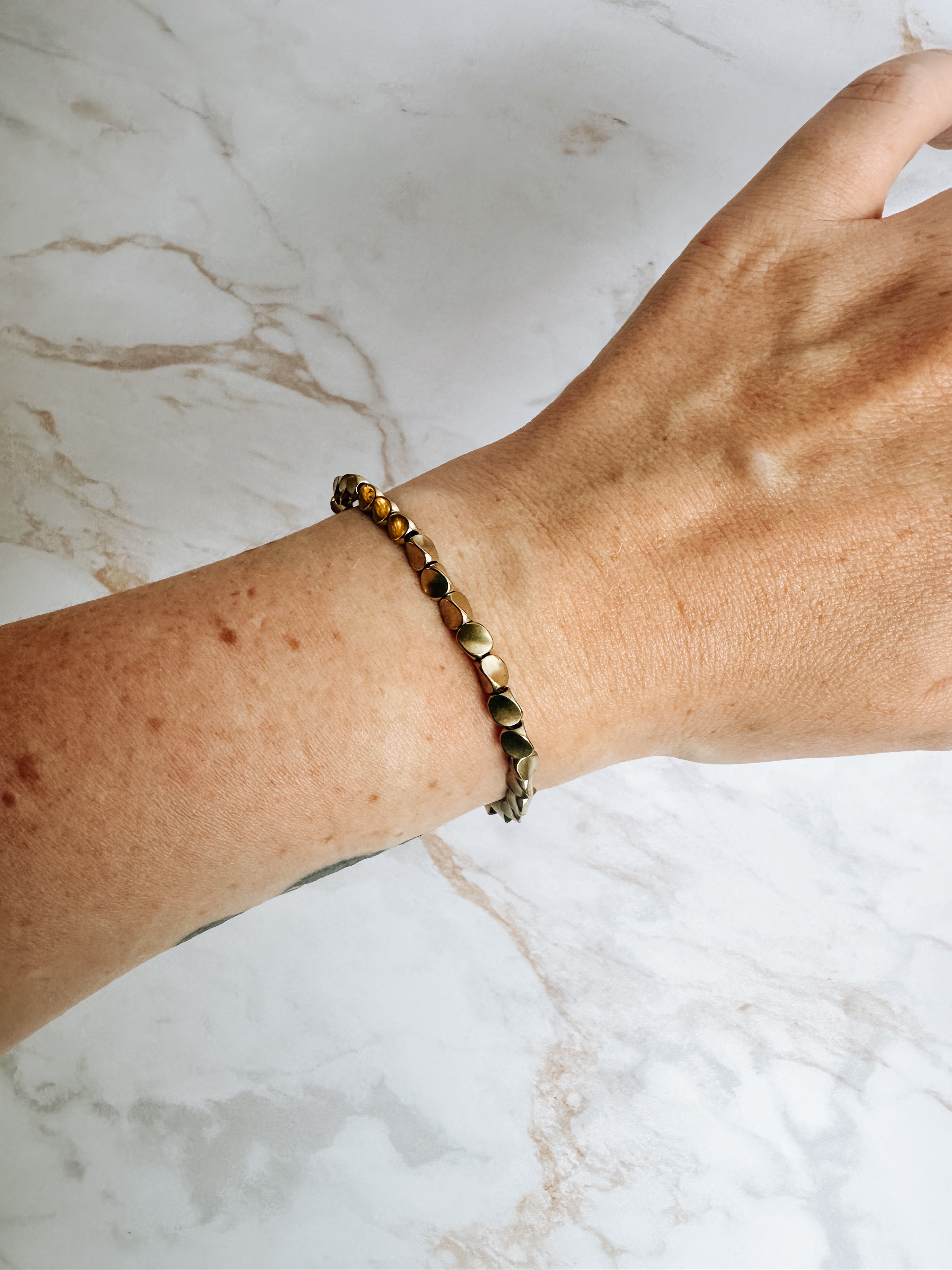 Bracelet Tibétain en Cuivre Multicolore | Énergie et Harmonie