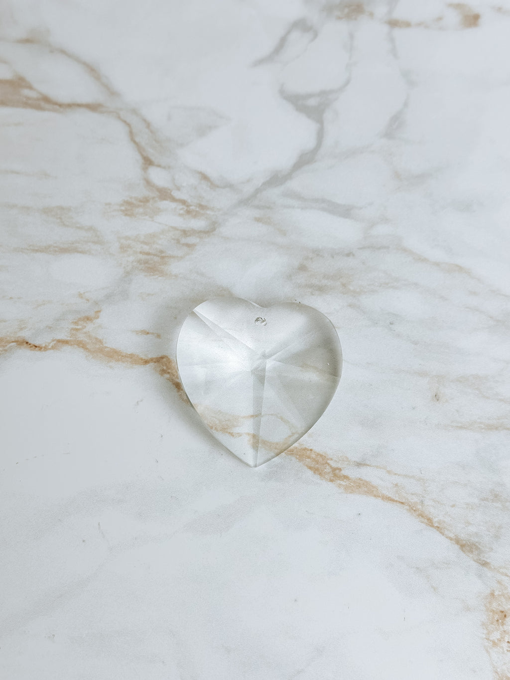 Cristal Cœur à Suspendre – Attrape-Lumière Feng Shui