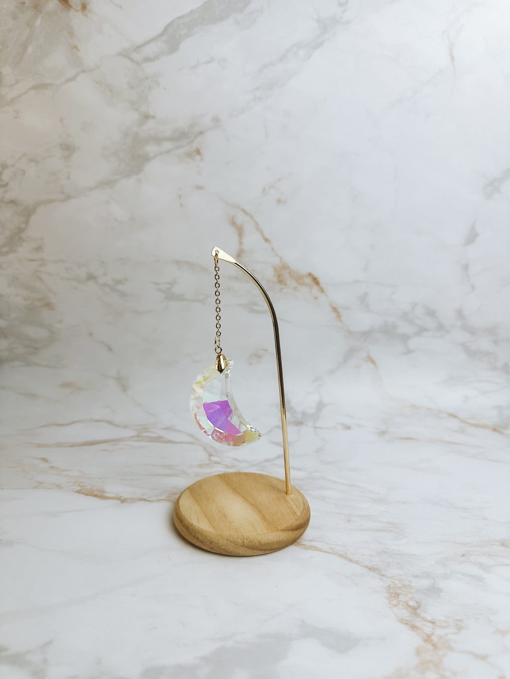 Capteur de Soleil Lune Irisée – Cristal Multifacettes sur Socle