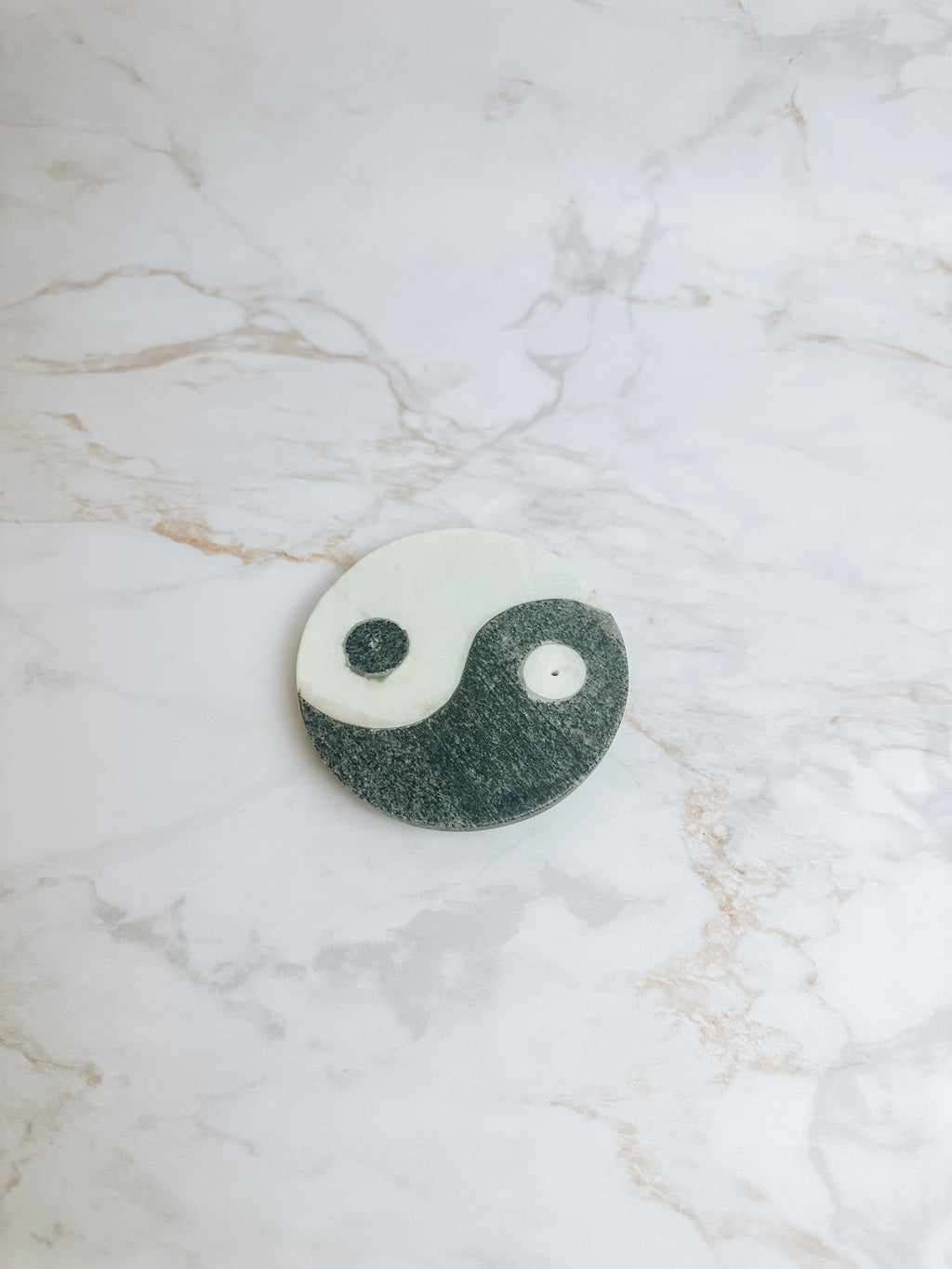 Porte-Encens Yin Yang en Pierre Naturelle – Harmonie & Équilibre