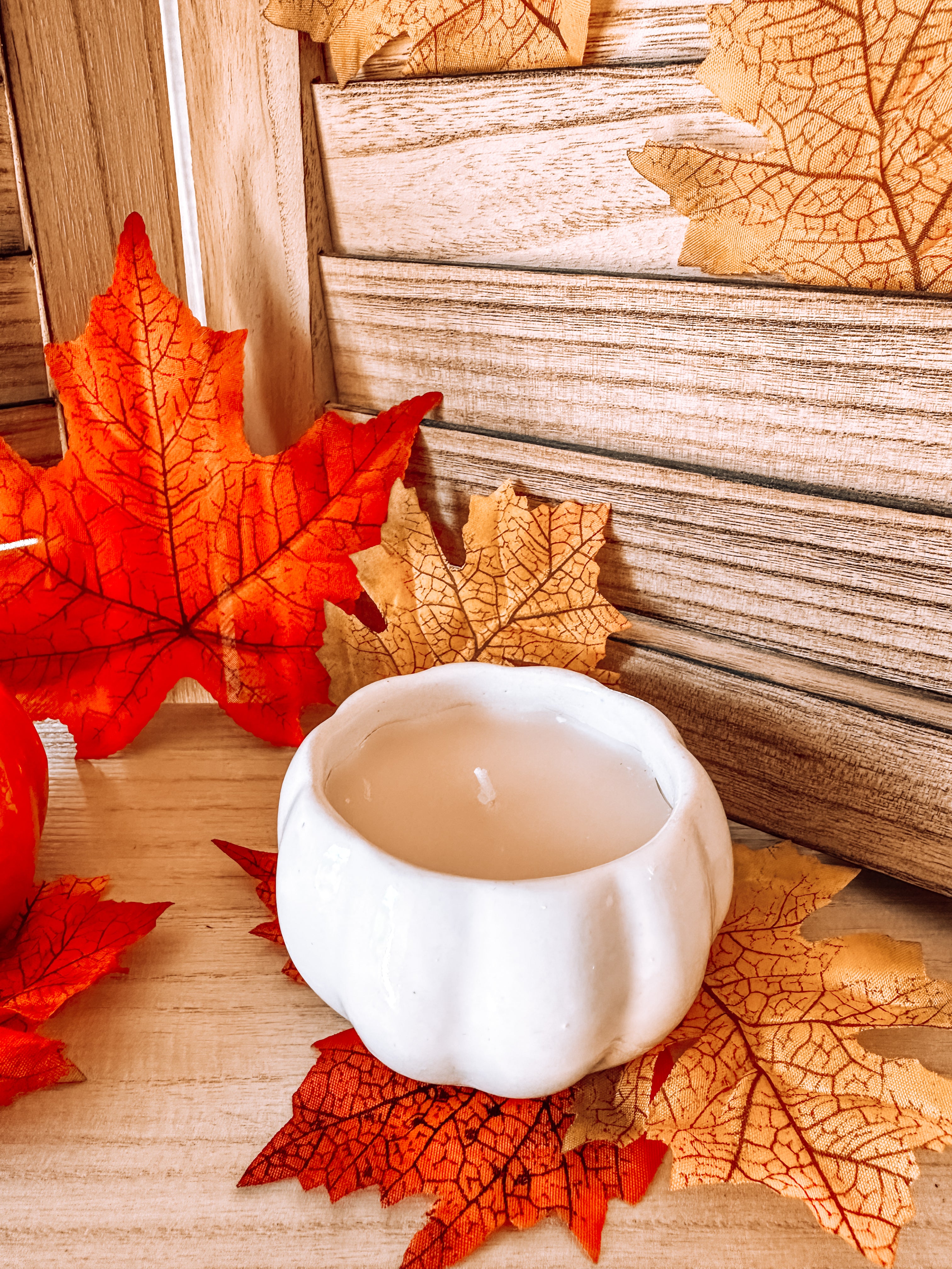 Bougie à la Citrouille et aux Épices en Céramique - Blanc- Collection Capsule d'Automne