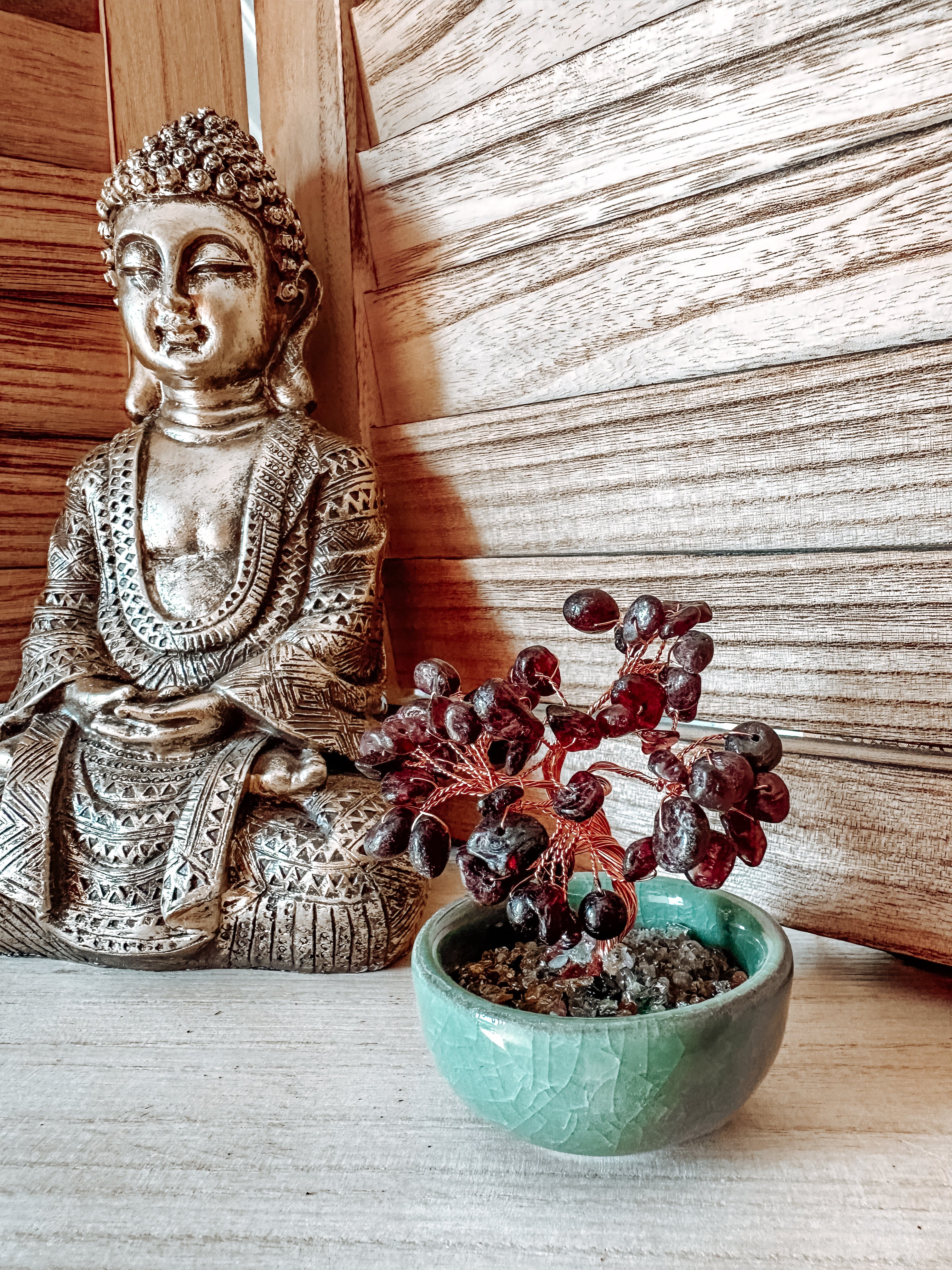 Arbre de Vie en Grenat : Passion et Énergie Renouvelée