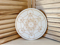 Grille en Bois de Peuplier avec Symbole de l'Archange Métatron : Connexion Terre et Divin