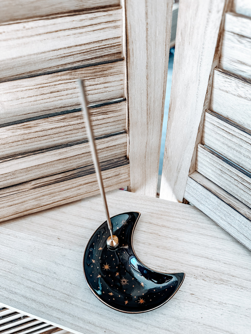 Brûleur d'Encens en Céramique en Forme de Lune : Élégance Céleste