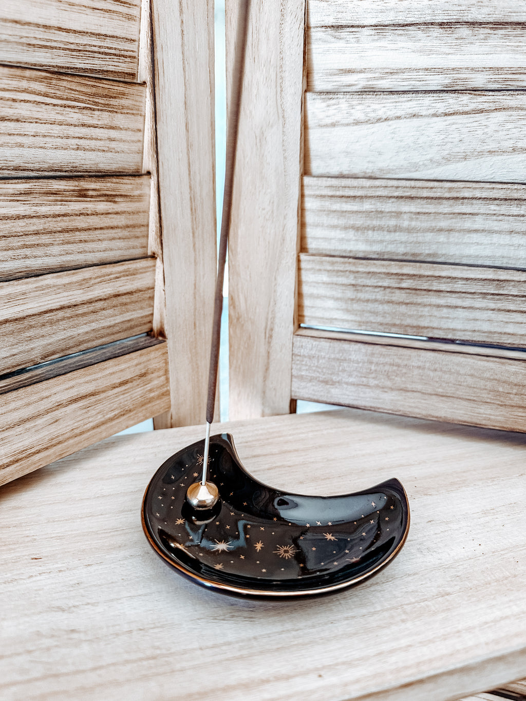 Brûleur d'Encens en Céramique en Forme de Lune : Élégance Céleste