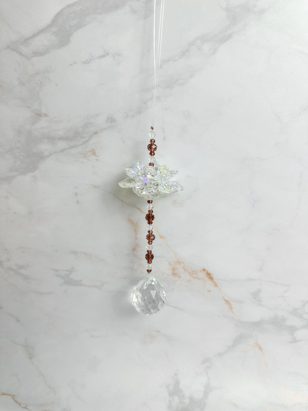 Attrape-soleil Lotus & Sphère Cristal – Équilibre & Harmonie Feng Shui