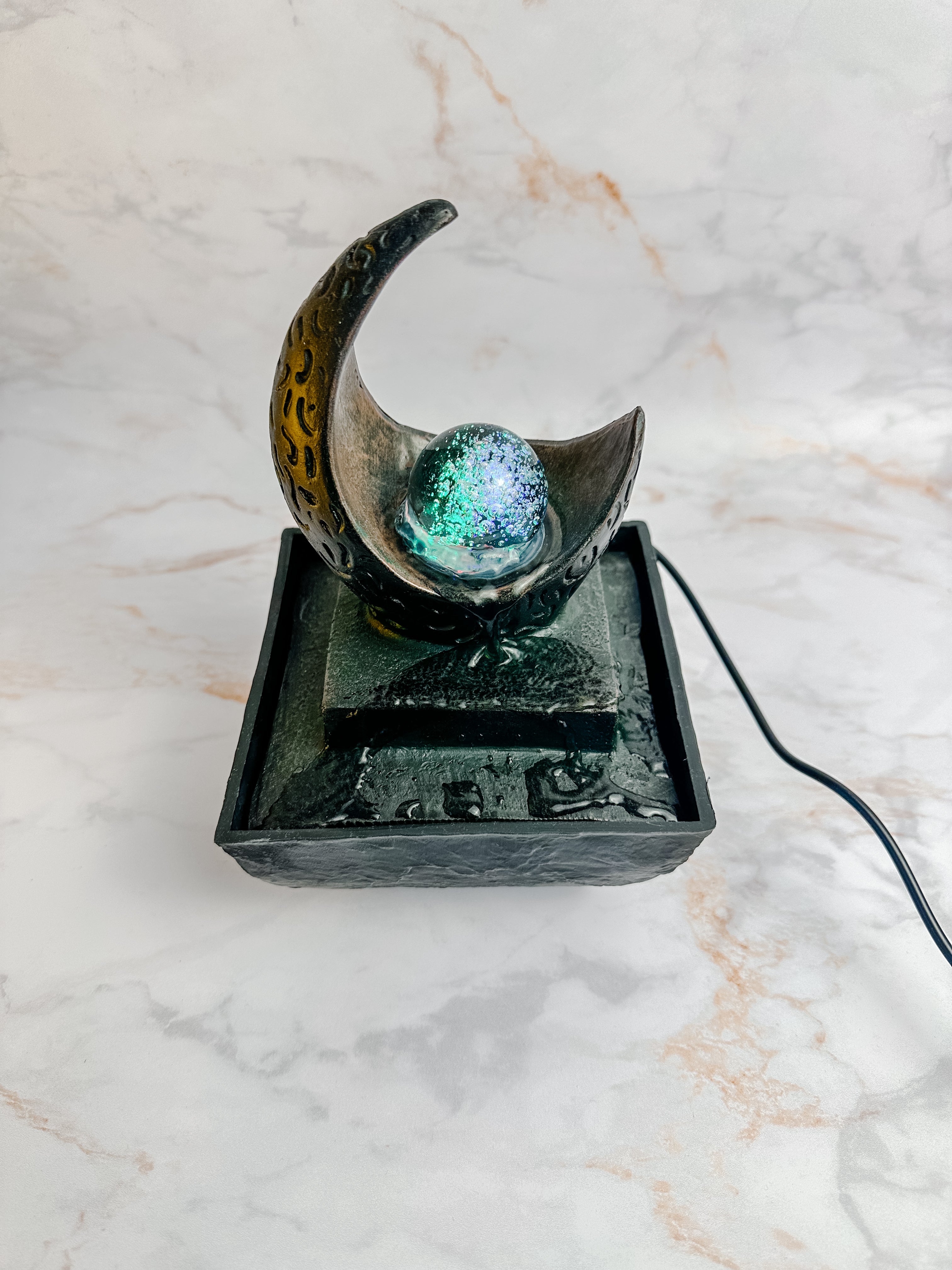 🌙 Fontaine d’eau Lune – Activation Feng Shui